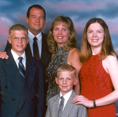 cruise family 2000.jpg